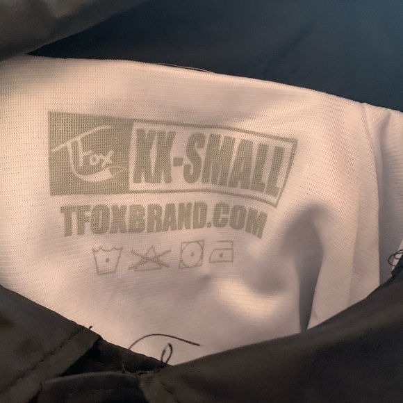 TFOX Fox Fam Button Up Windbreaker Jacket Black - Picture 5 of 5